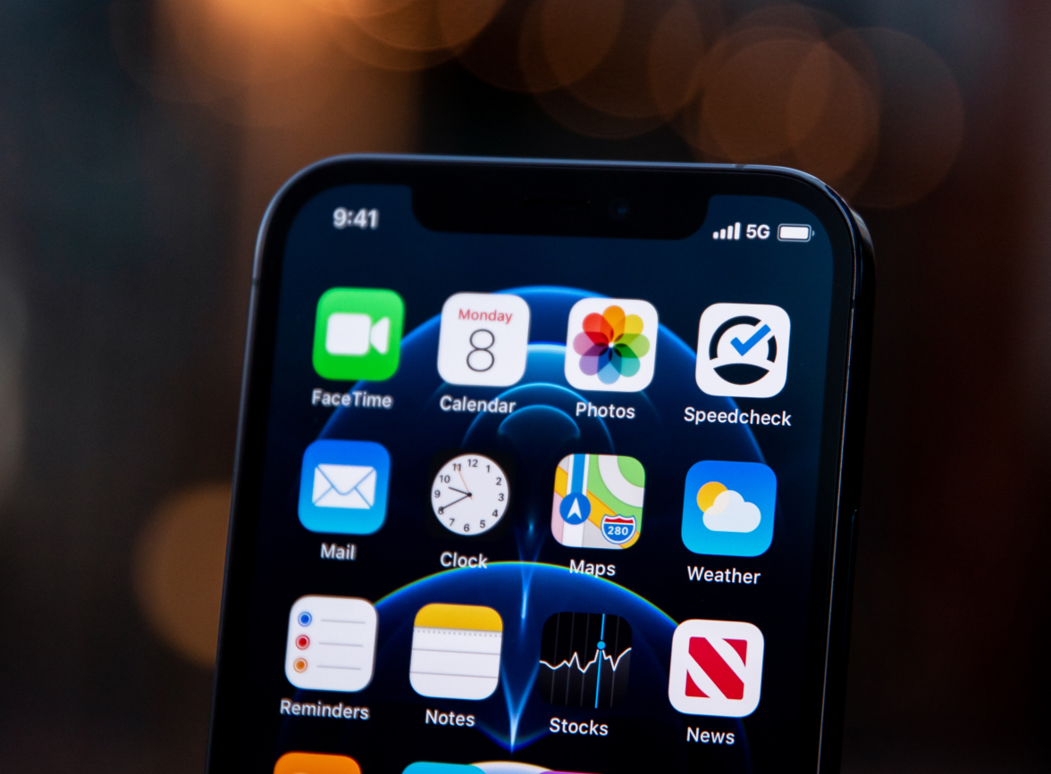 河口苹果手机维修分享为什么 iPhone 12 在冬季会自动关机 